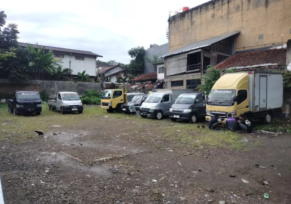 Sewa Mobil Box Per Jam Bandung