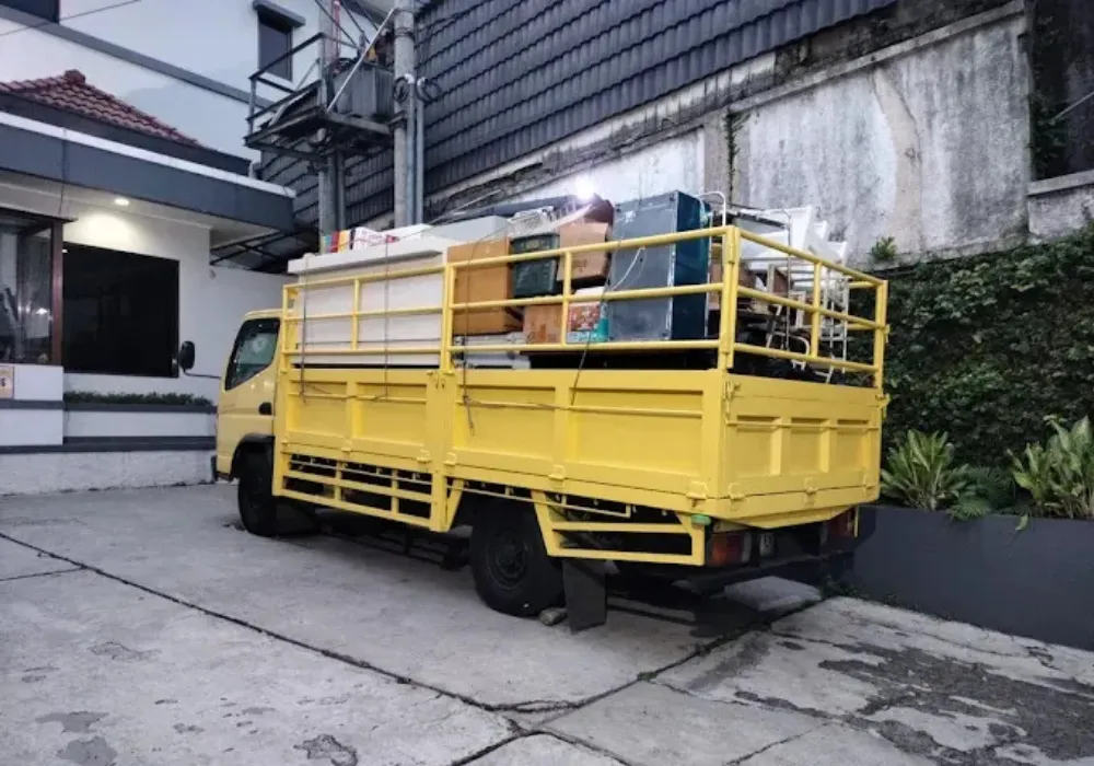 Jasa Sewa Truk Pindahan