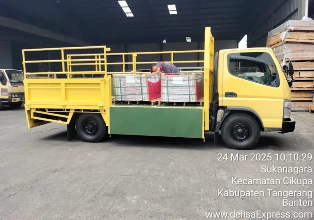 Layanan Sewa Truk Besar untuk Pengiriman di Bandung