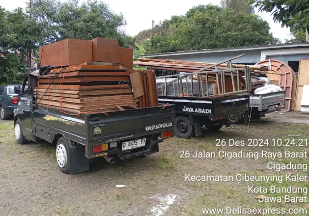 Sewa Mobil Pick-up untuk Pindahan di Bandung