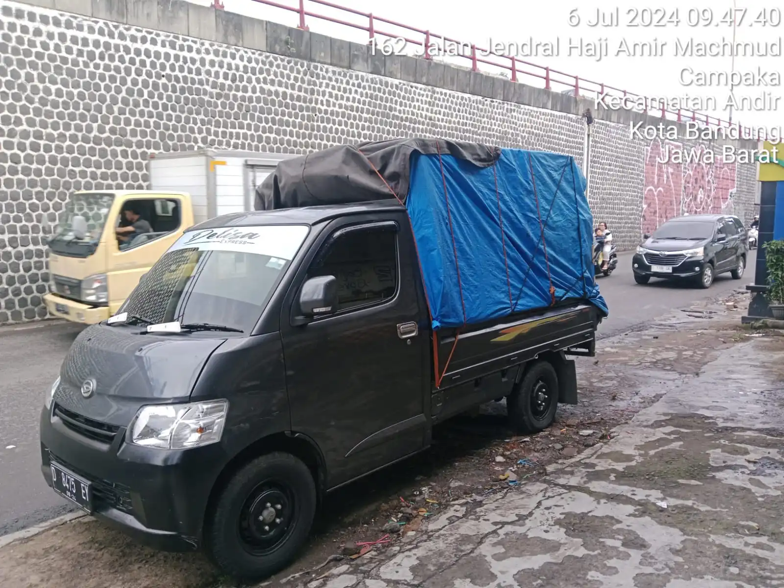sewa mobil bak terdekat