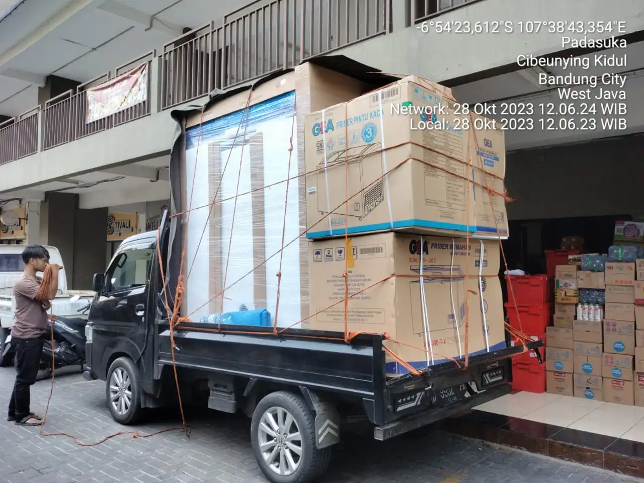 Sewa Pickup untuk Keperluan Bisnis di Bandung